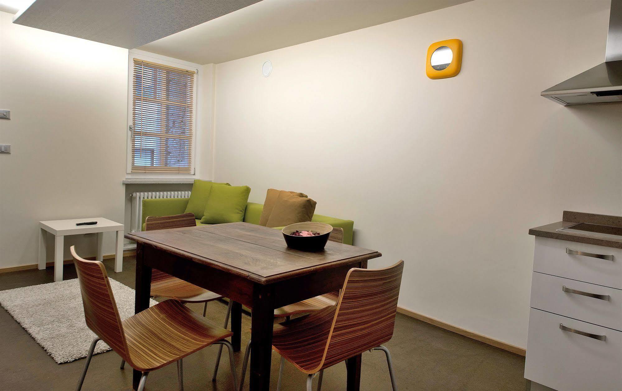 Apartements Coeur De Ville อาออสตา ภายนอก รูปภาพ